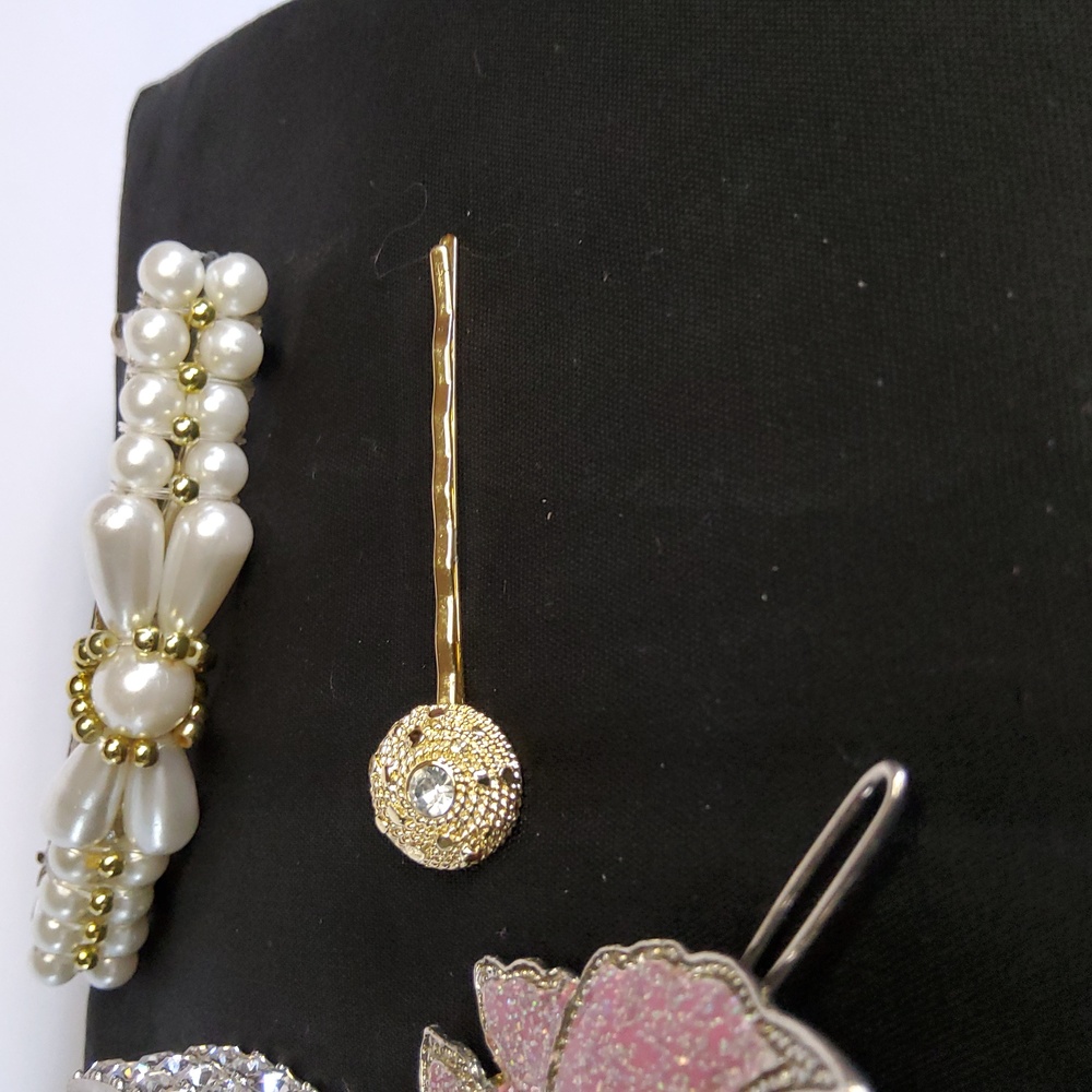 Beautiful Bundle of Five Hair Accessories. - Picture 6 of 8